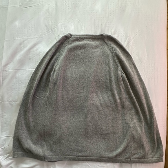 IMAN Poncho - Picture 4 of 15